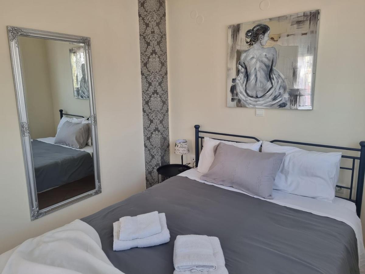 In Centre Suite By Open City Τρίπολη Εξωτερικό φωτογραφία