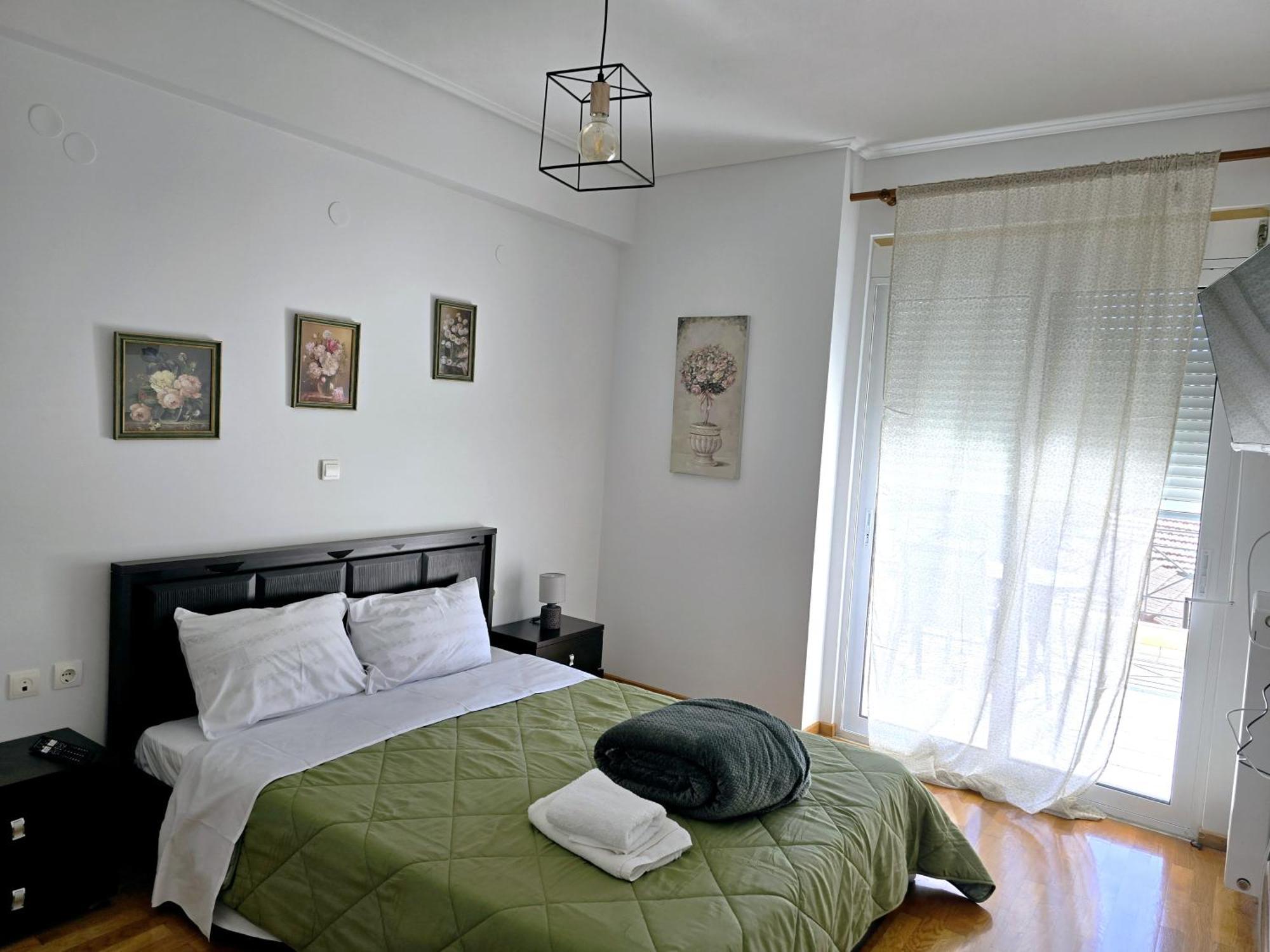 In Centre Suite By Open City Τρίπολη Εξωτερικό φωτογραφία